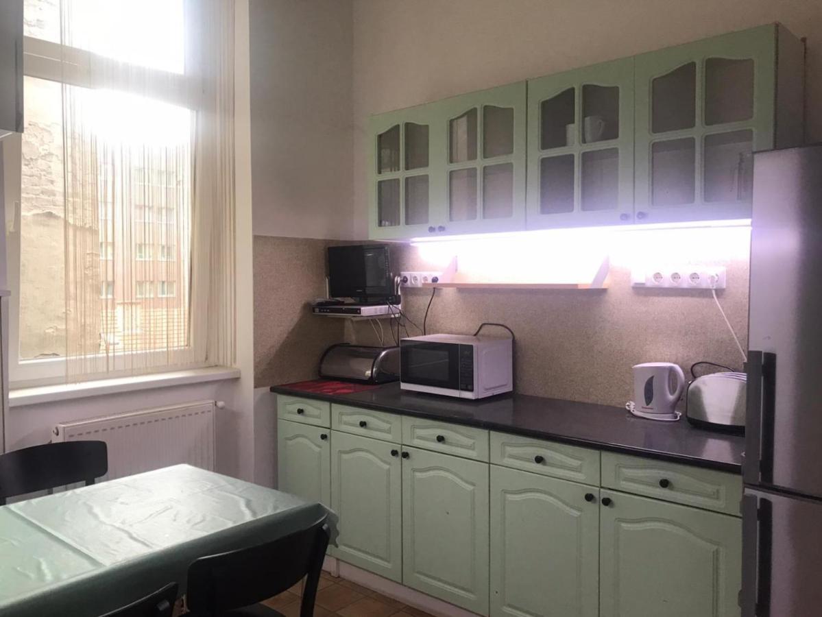 Ac With Free Parking At Acacia St, City Center Budapest Extérieur photo